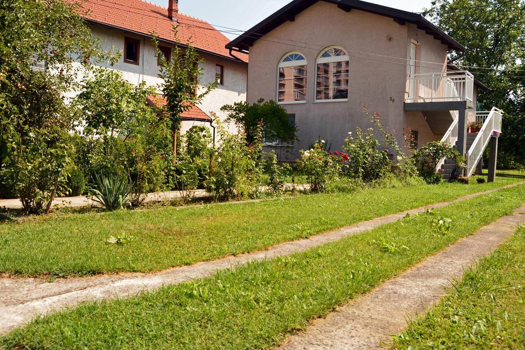 Ammy Apartment Sarajevo Esterno foto